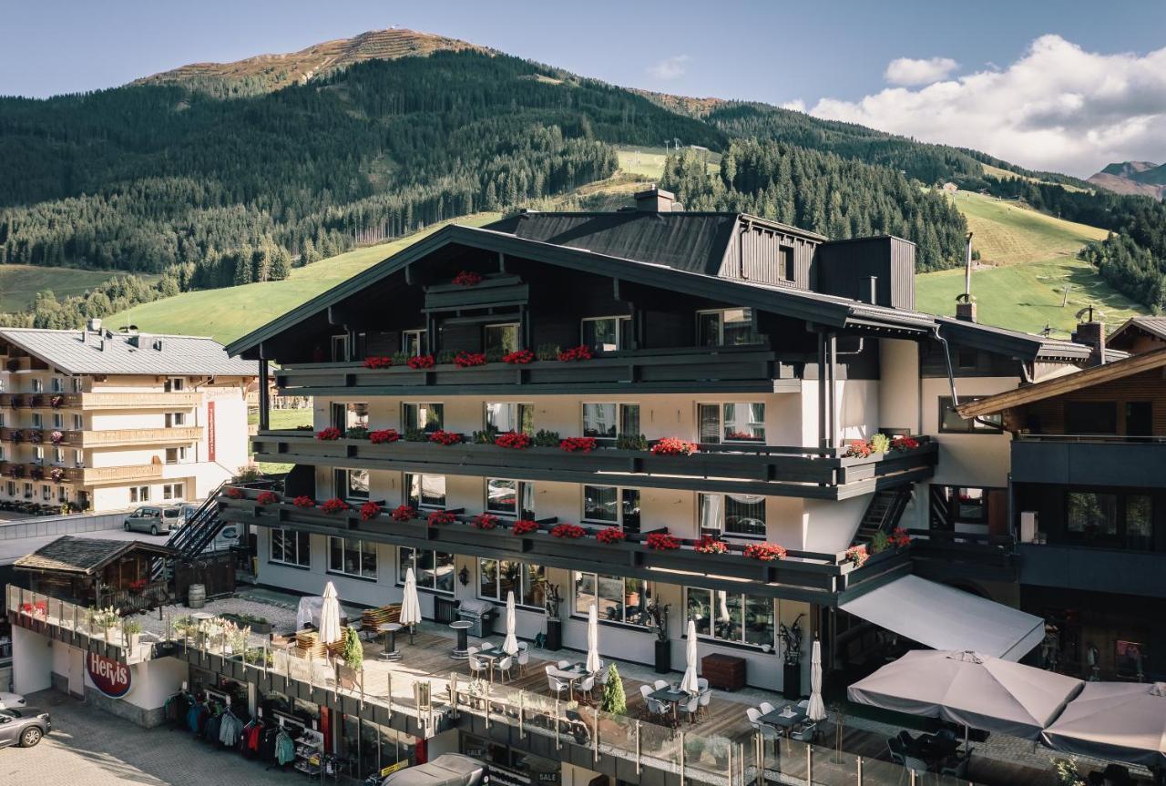 Der Gollinger Hotel ซาลบาคฮินเทอร์เกลมม์ ภายนอก รูปภาพ